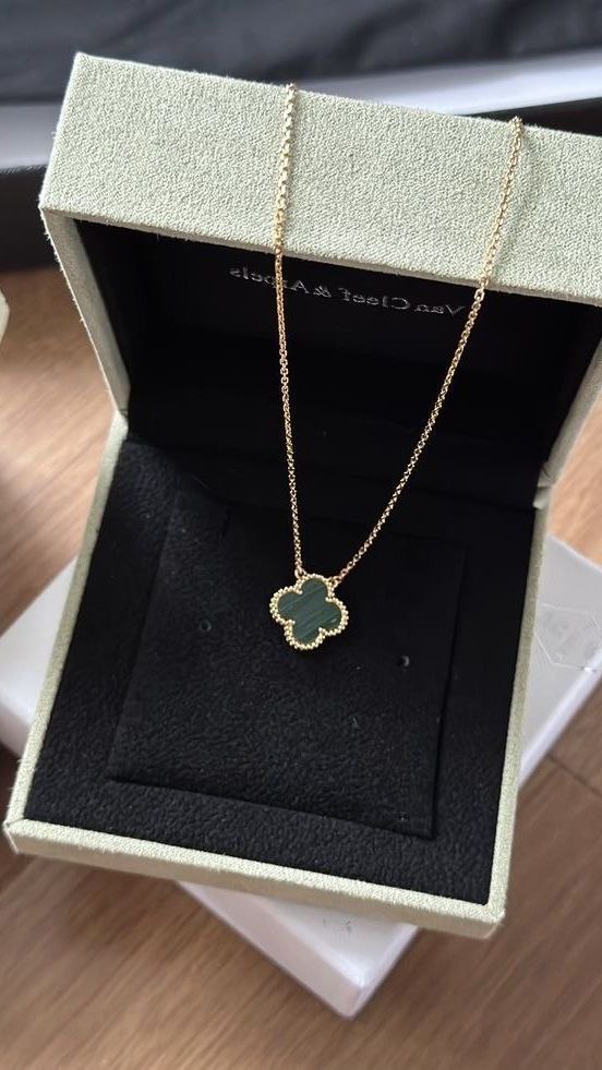 van cleef necklace