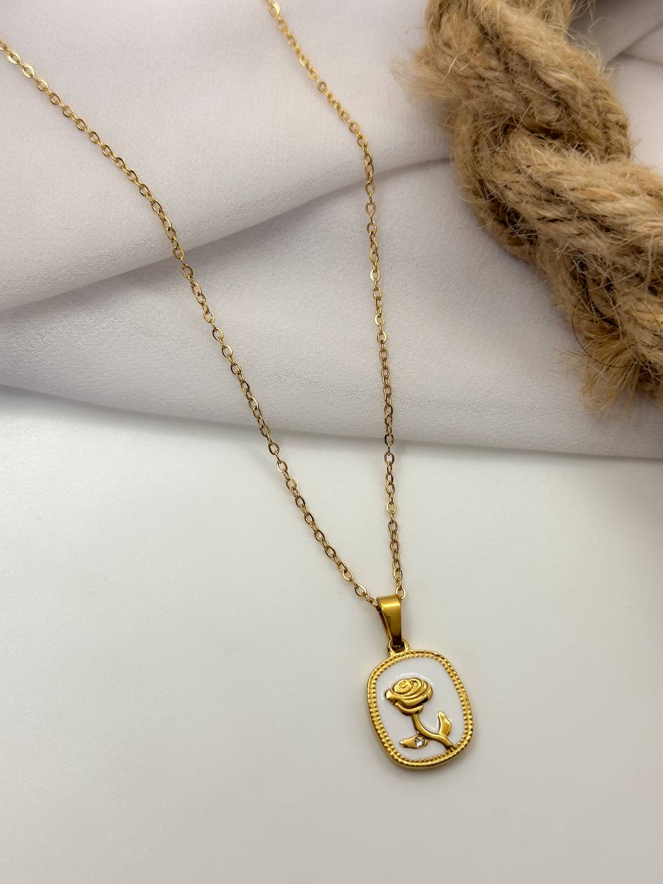 A rose chain Necklace