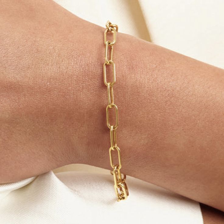 Paperclip bracelet