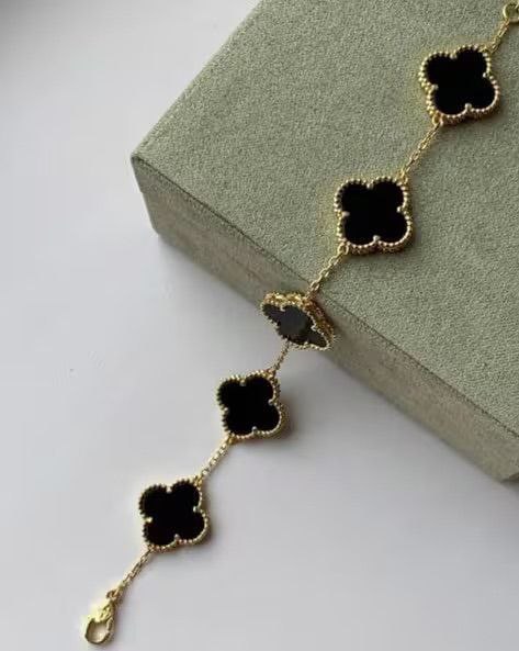 Van Cleef Flower Bracelet